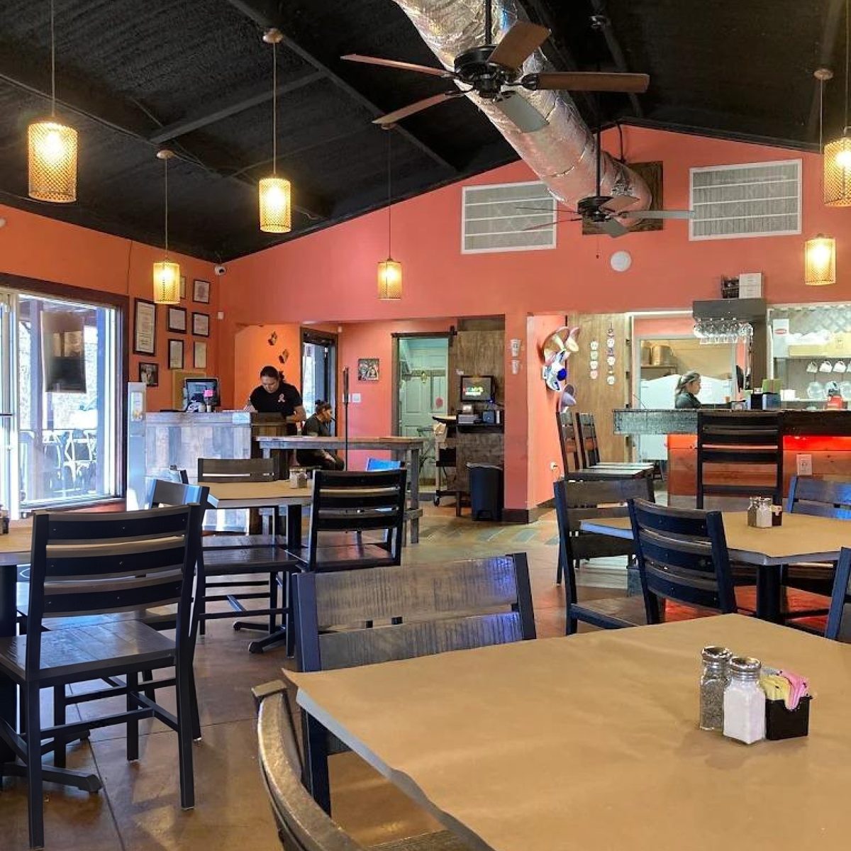 Welcome To Mami's Mexican - Springfield